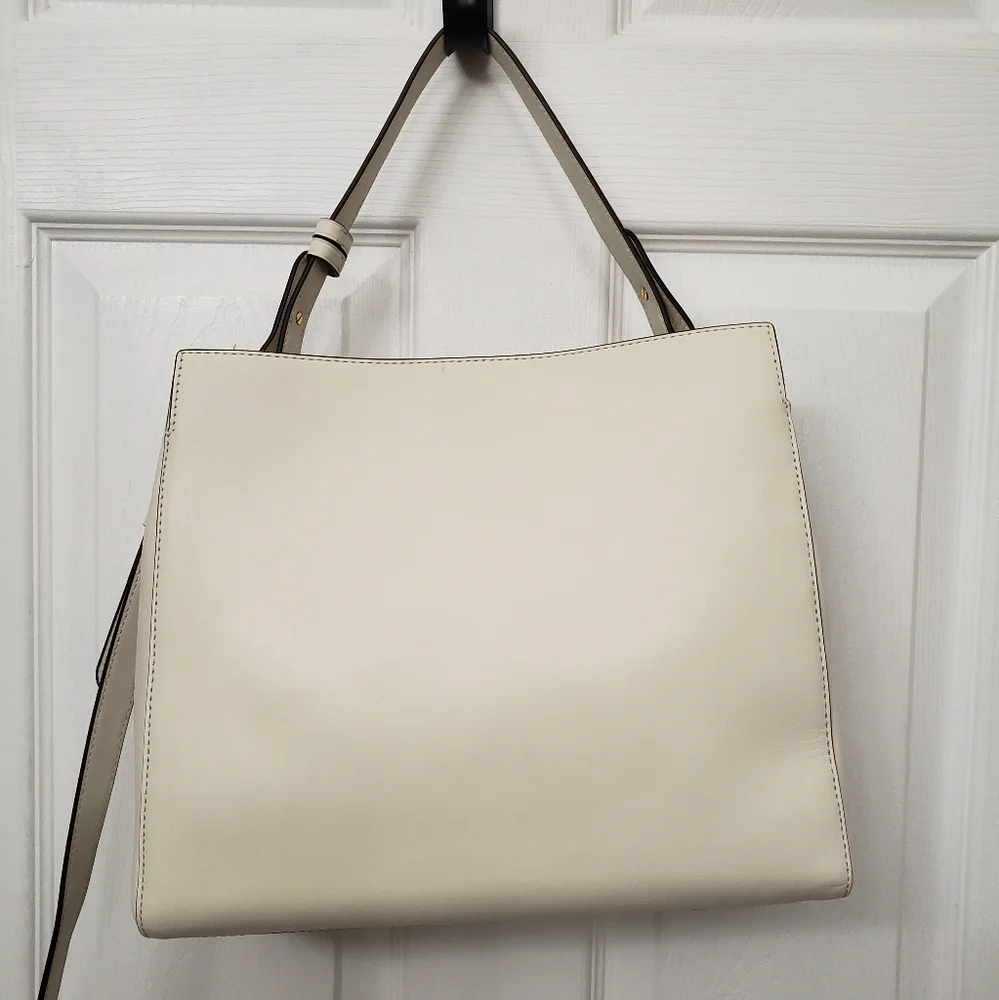 Lauren Ralph Lauren Peyton‎ Satchel Cream Handbag. NWT.